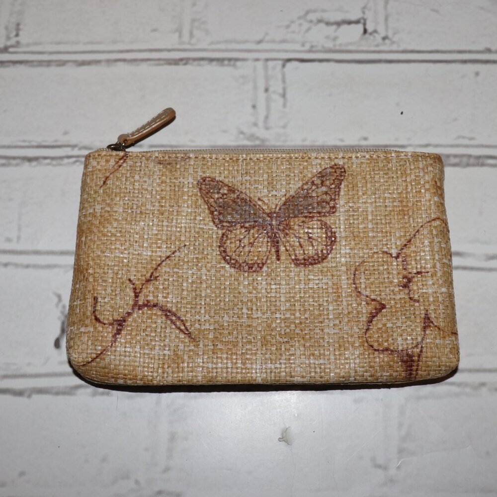 🦋 Zipper Coin Purse · 7" x 5" A sweet, nature‑inspired coin purse